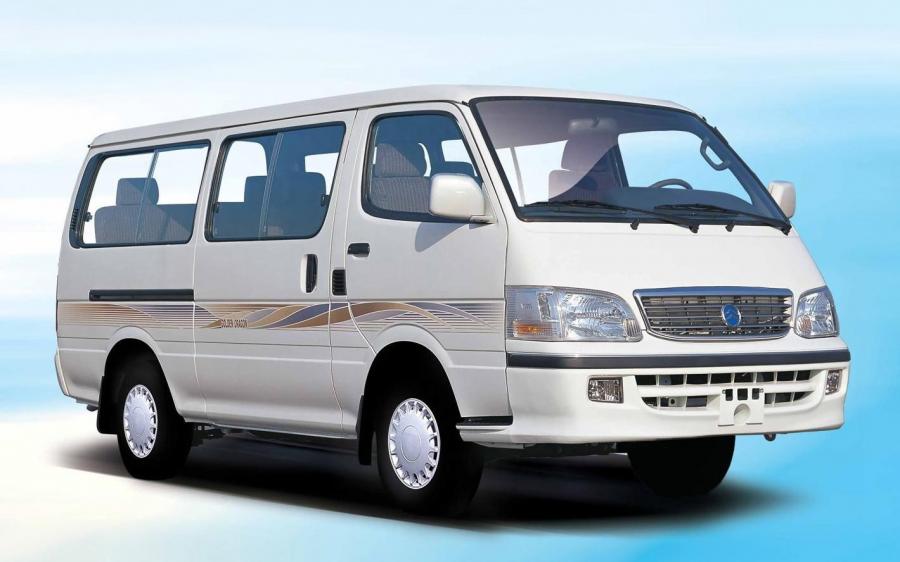 Golden Dragon MPV '2006